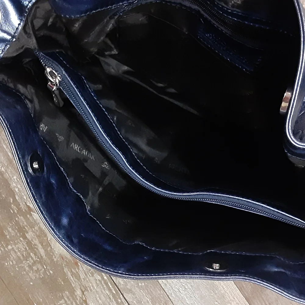 Purse - Picture 5 of 6